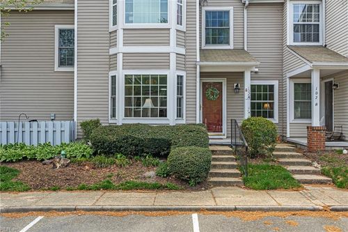 apt-a-102 Windsor Ln, Williamsburg, VA, 23185-2980 | Card Image