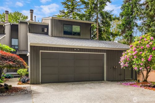 apt-c-3716 Lake Washington Blvd Se, Bellevue, WA, 98006-1144 | Card Image