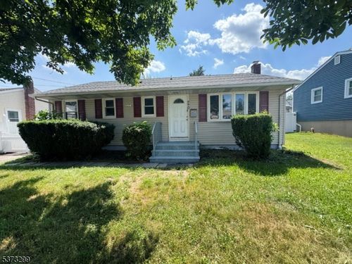 220 Main St, South Bound Brook, NJ, 08880-1470 | Card Image