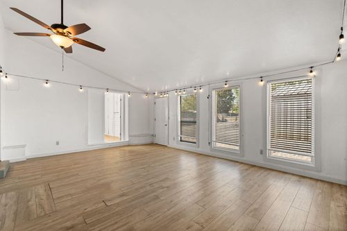 136 Velarde Rd Nw, Albuquerque, NM, 87107-6053 | Card Image