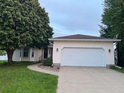 3 Tatiana Ct, Bloomington, IL, 61704-8260 | Card Image