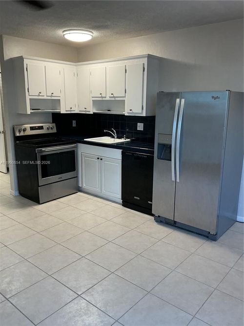 103c-2716 Ne 30th Pl, Fort Lauderdale, FL, 33306-1789 | Card Image