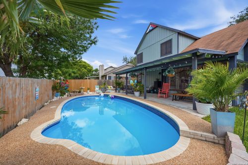 302 Hornbean Ln, Cibolo, TX, 78108-3147 | Card Image