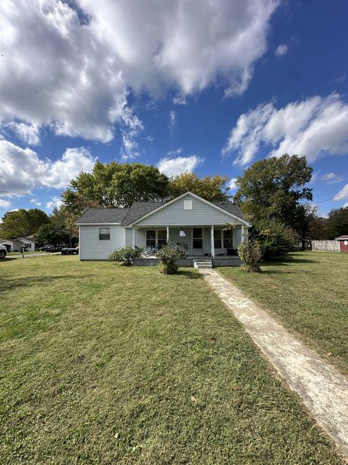 600 Kimmins St, Hohenwald, TN, 38462-1047 | Card Image