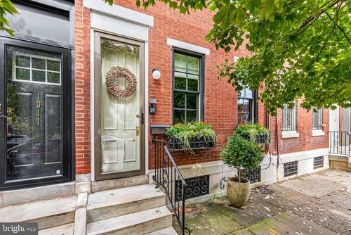 1309 Christian St, PHILADELPHIA, PA, 19147-3610 | Card Image