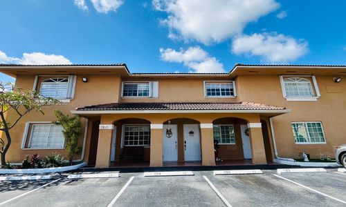 204-7817 W 36th Ave, Hialeah, FL, 33018 | Card Image