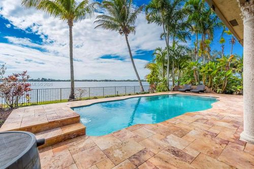 18122 Nw 15th Ct, Pembroke Pines, FL, 33029-3038 | Card Image