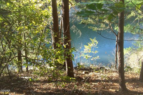 20 Scott St, Sevierville, TN, 37876-2829 | Card Image