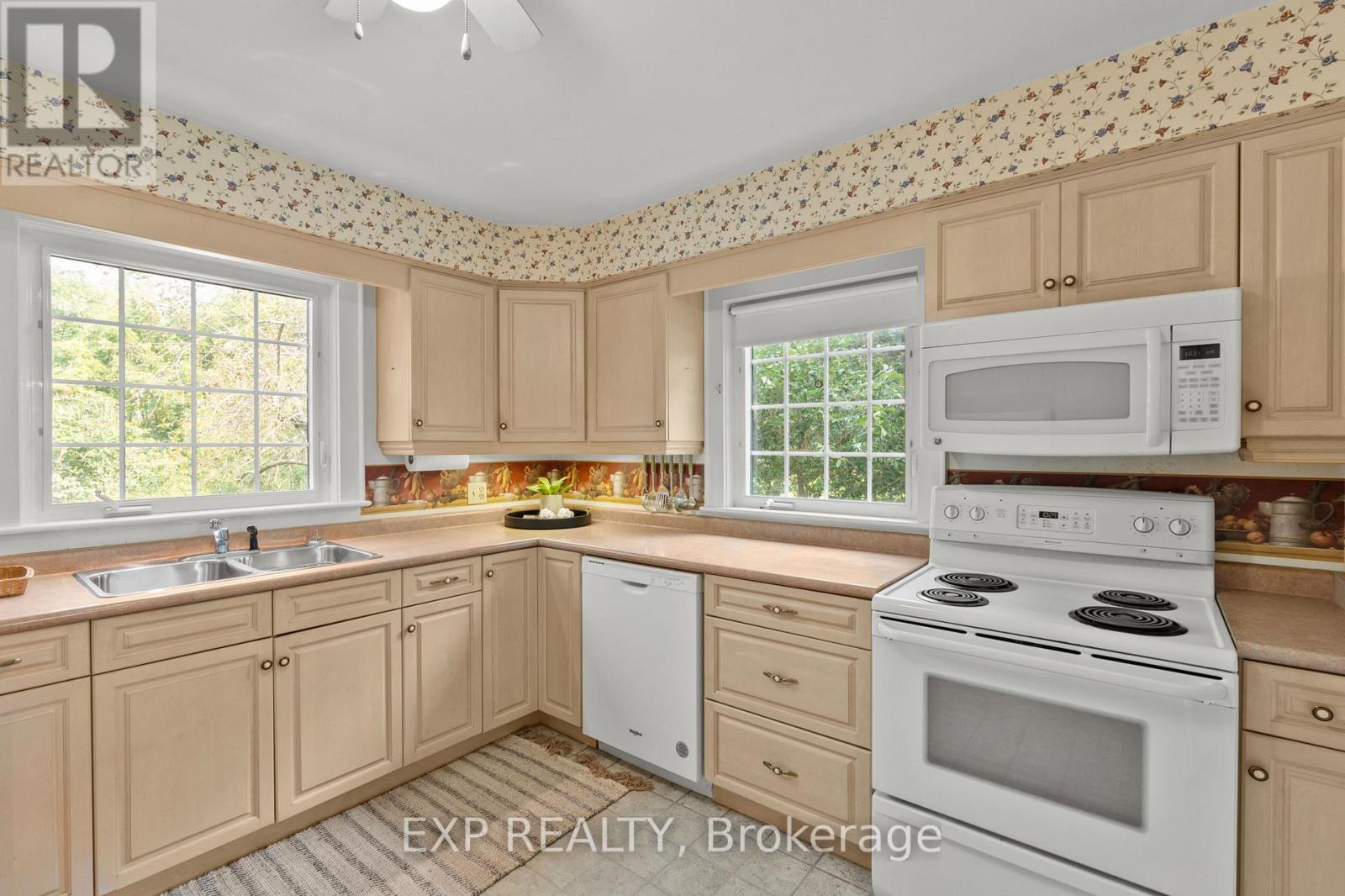Residential in Wainfleet (Marshville/Winger) 3