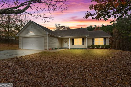 70 Dolly Nixon Ct, Senoia, GA, 30276-6501 | Card Image
