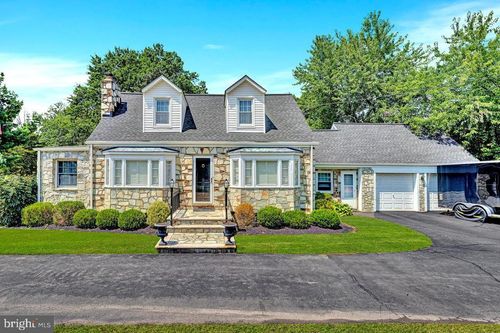 2371 Pennington Rd, Pennington, NJ, 08534-5208 | Card Image