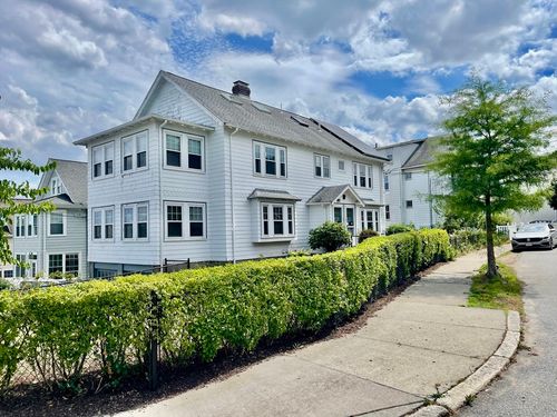 17-15 Edgecliff Rd, Watertown, MA, 02472-3544 | Card Image