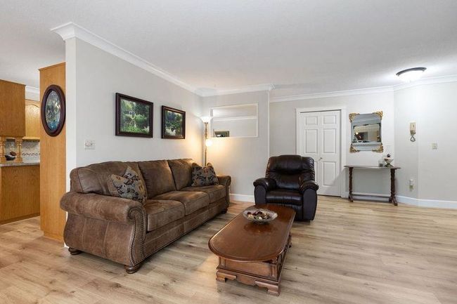 10 - 33123 George Ferguson Way, Condo with 2 bedrooms, 2 bathrooms and 2 parking in Abbotsford BC | Image 9