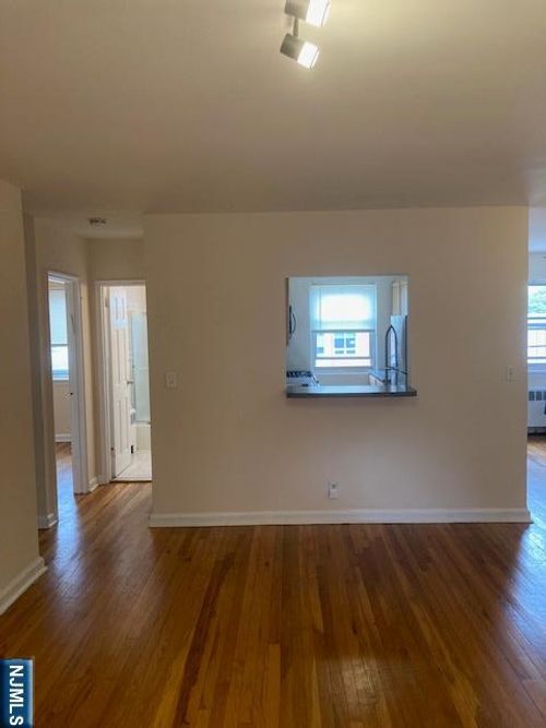 1486 Terrace Cir, Teaneck, NJ, 07666-5235 | Card Image