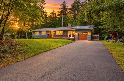 6 Juniper Drive, Amherst, NH, 03031 | Card Image