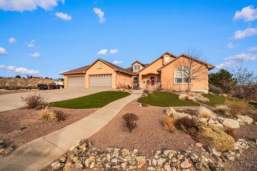 302 S Costilla Ct, Pueblo West, CO, 81007-3295 | Card Image