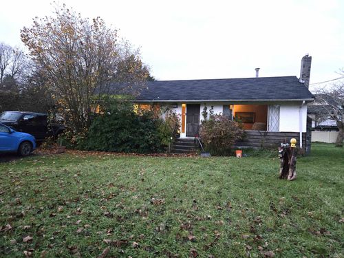 8051 Jones Rd, Richmond, BC, V6Y1L5 | Card Image