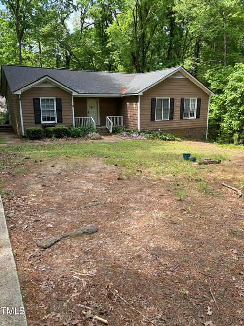 3308 Bearskin Ct, Raleigh, NC, 27606-2770 | Card Image