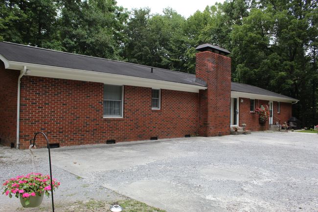 6133 Highway 92, House other with 4 bedrooms, 3 bathrooms and null parking in Ingram KY | Image 44