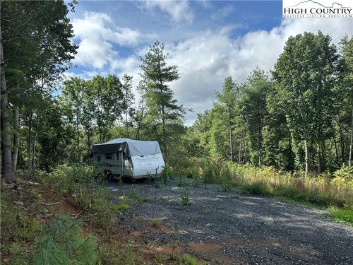 0 Guy Neaves Rd, Crumpler, NC, 28617 | Card Image