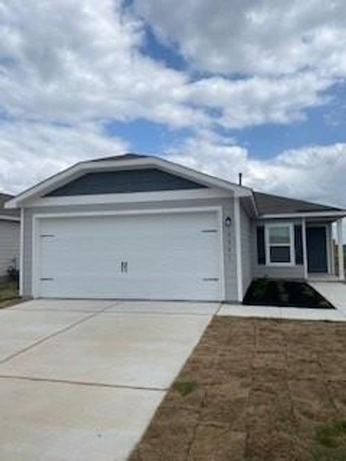 3991 Trail De Paris, New Braunfels, TX, 78132-0301 | Card Image