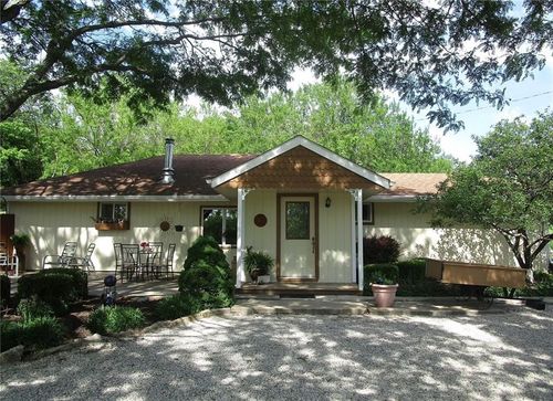 2176 Alabama Ter, Quenemo, KS, 66528-8123 | Card Image