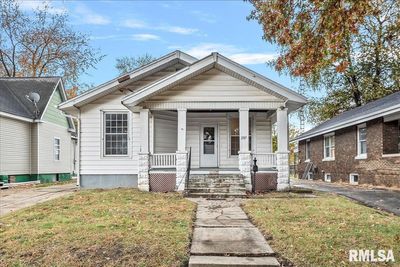 2317 S 10 Th Street, House other with 3 bedrooms, 1 bathrooms and null parking in Springfield IL | Image 1