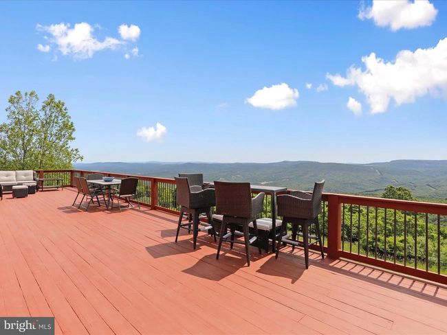150 N Apple Ridge Rd, House other with 2 bedrooms, 2 bathrooms and null parking in Romney WV | Image 25