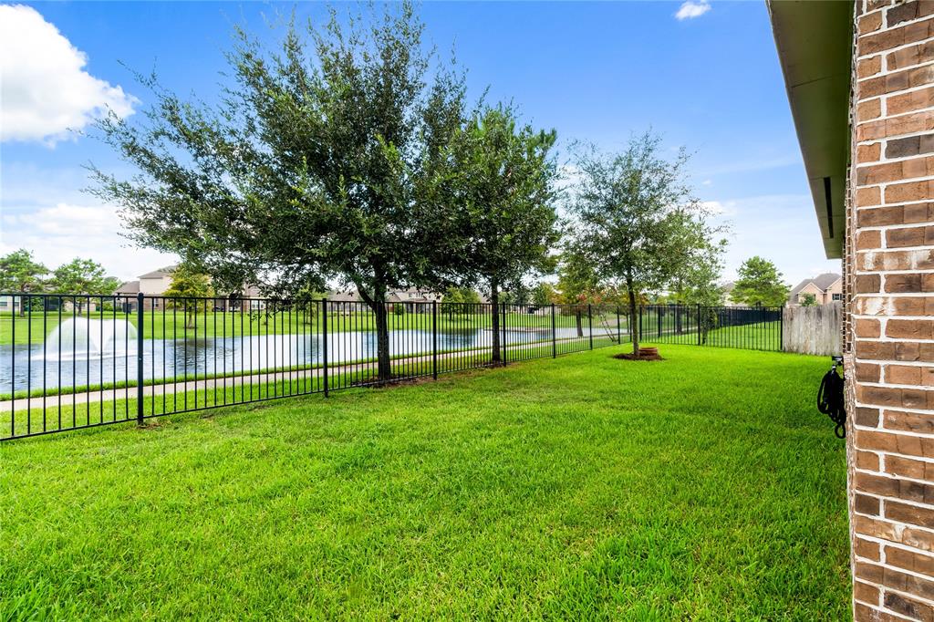 Cypress Creek Ln, Richmond, TX 77469