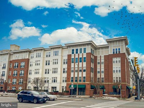 apt-224-2655 Prosperity Ave, FAIRFAX, VA, 22031-4910 | Card Image