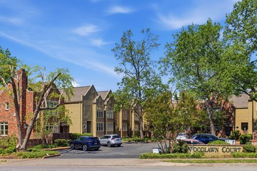 2836 Woodlawn Dr, Nashville, TN, 37215-1137 | Card Image
