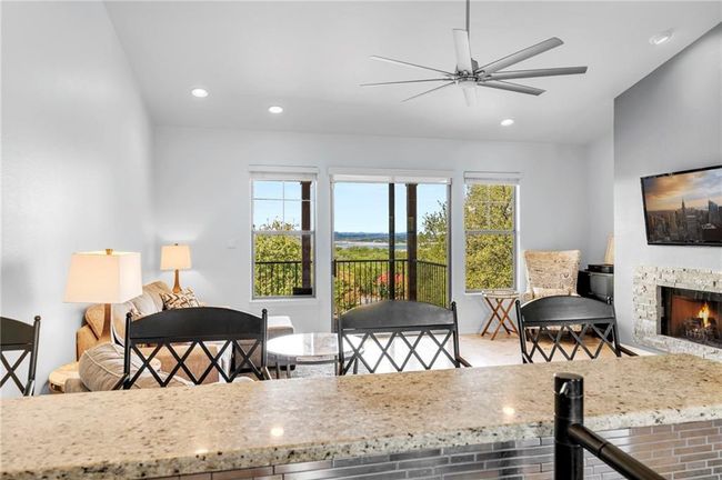 APT-201 - 4307 Eck Ln, Condo with 3 bedrooms, 2 bathrooms and 2 parking in Austin TX | Image 6