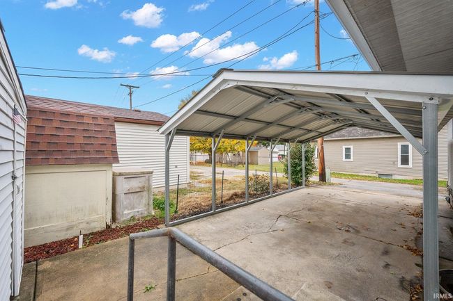 207 S Ogden St, House other with 3 bedrooms, 1 bathrooms and null parking in Ossian IN | Image 17