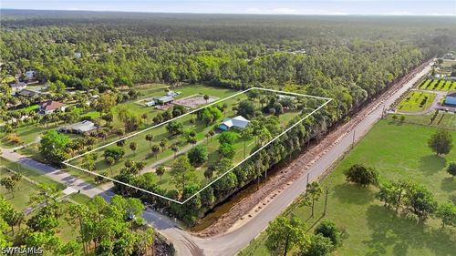 940 10th St Se, NAPLES, FL, 34117-2221 | Card Image