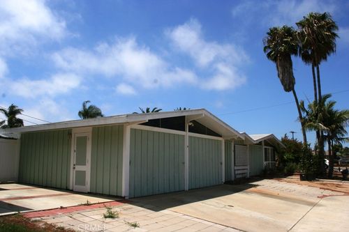 703 Center, Costa Mesa, CA, 92627 | Card Image