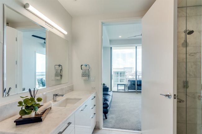 APT-906 - 7901 Windrose Ave, Condo with 2 bedrooms, 3 bathrooms and null parking in Plano TX | Image 26