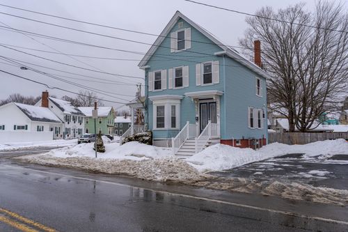 a-43 6th St, Dover, NH, 03820-3019 | Card Image