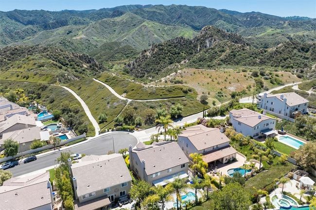 26745 Sandburn Pl, House other with 5 bedrooms, 4 bathrooms and 2 parking in Stevenson Ranch CA | Image 44