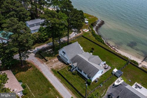 13 Leming Ave, Reedville, VA, 22539-4231 | Card Image