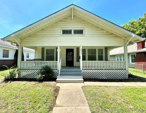 1213 Se Delaware Ave, Bartlesville, OK, 74003-5039 | Card Image