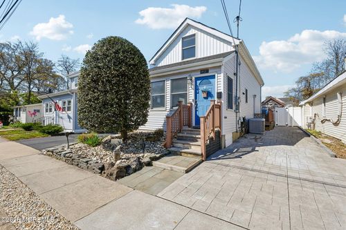 1827 Laurel Ter, Lake Como, NJ, 07719-2913 | Card Image