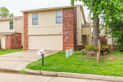 12923 28th Pl, Tulsa, OK, 74134-2421 | Card Image