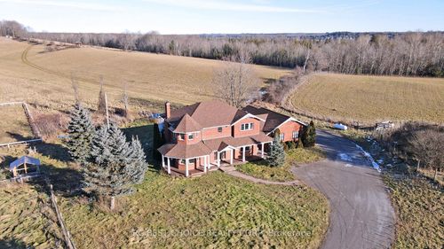 571 Hickory Beach Rd, Fenelon Falls, ON, K0M1N0 | Card Image