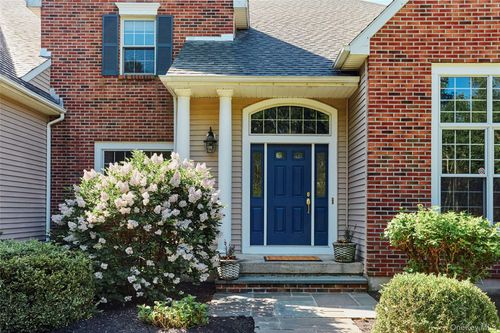 58 Deer Run Rd, Red Hook, NY, 12571-2263 | Card Image