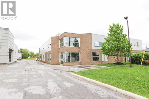 428 Pim St, Sault Ste. Marie, ON, P6B2V1 | Card Image