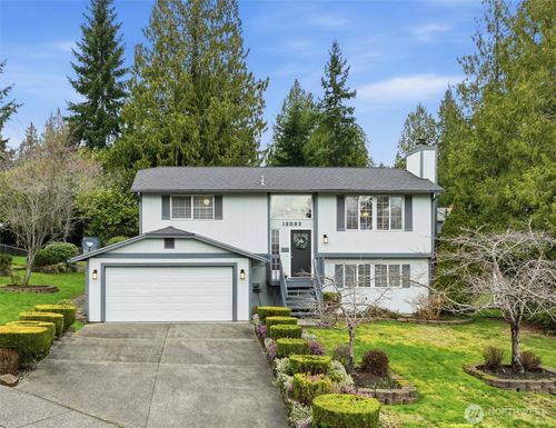 12003 24th Pl Ne, Lake Stevens, WA, 98258-9581 | Card Image