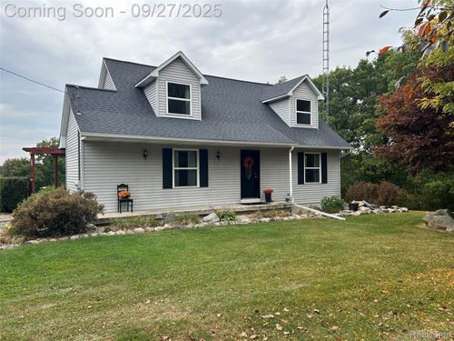 8812 S Byron Rd, Gaines, MI, 48436-8814 | Card Image