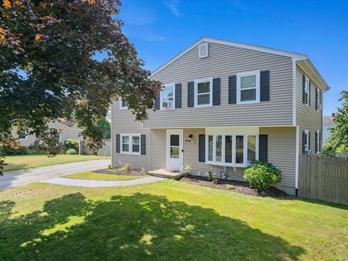 99 Moffitt Ave, Somerset, MA, 02726-3725 | Card Image