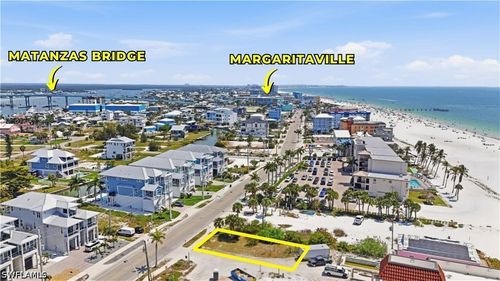 626 Estero Blvd, FORT MYERS BEACH, FL, 33931-2021 | Card Image