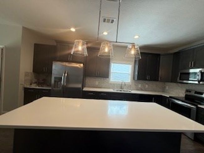 Kitchen | Image 11